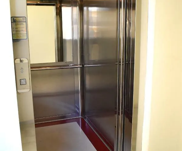 Apartment Karma - Next To Sandy *